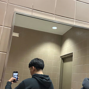 Meet your Posher, Carlos